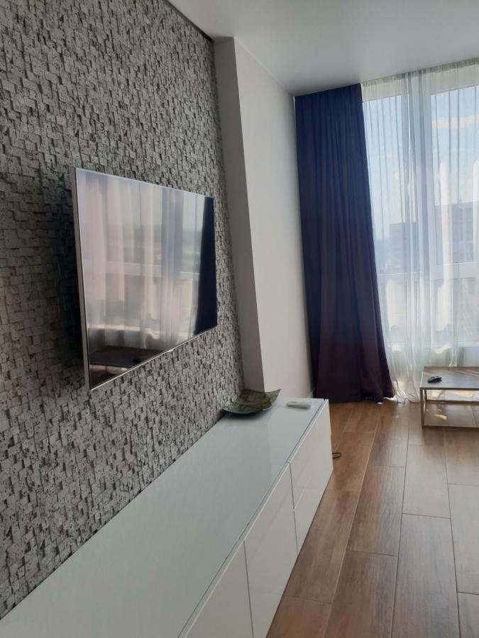 Nyvky Like Home - Fayna Town - Apt 398 Kiev Dış mekan fotoğraf