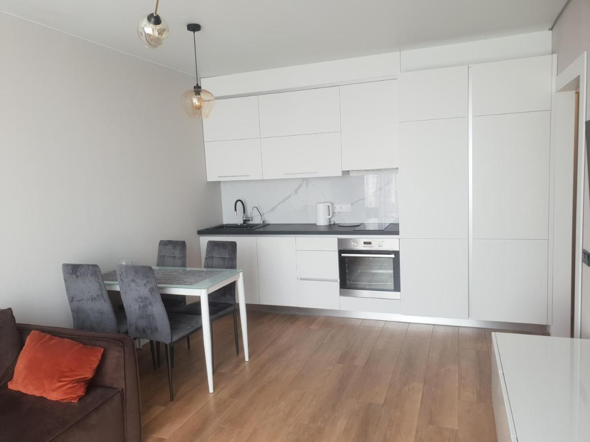 Nyvky Like Home - Fayna Town - Apt 398 Kiev Dış mekan fotoğraf