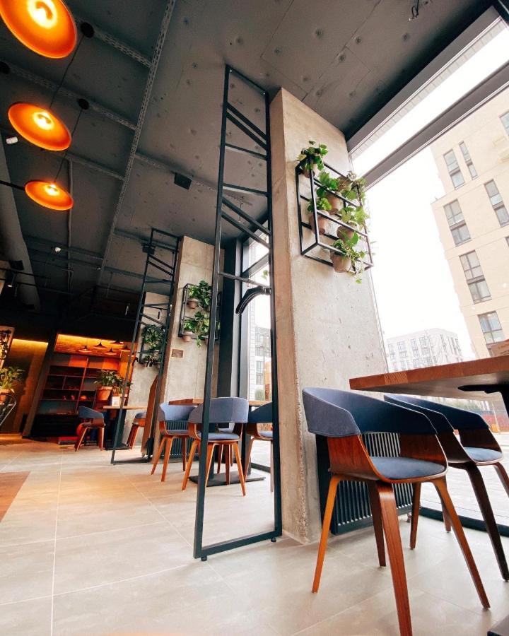 Nyvky Like Home - Fayna Town - Apt 398 Kiev Dış mekan fotoğraf